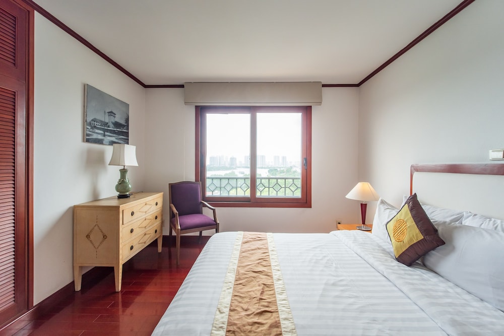 4 Bedrooms, Suite, 1 Single and 3 Double Beds، Saigon Domaine Luxury Residences 3/10