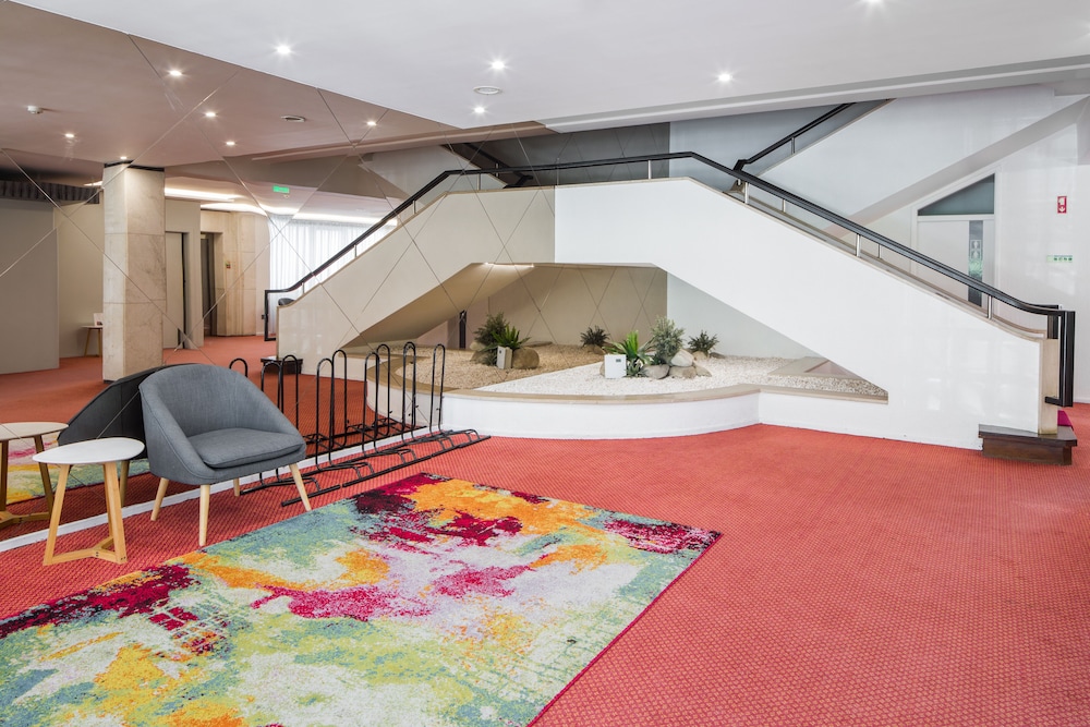 Lara Hotel 44/49