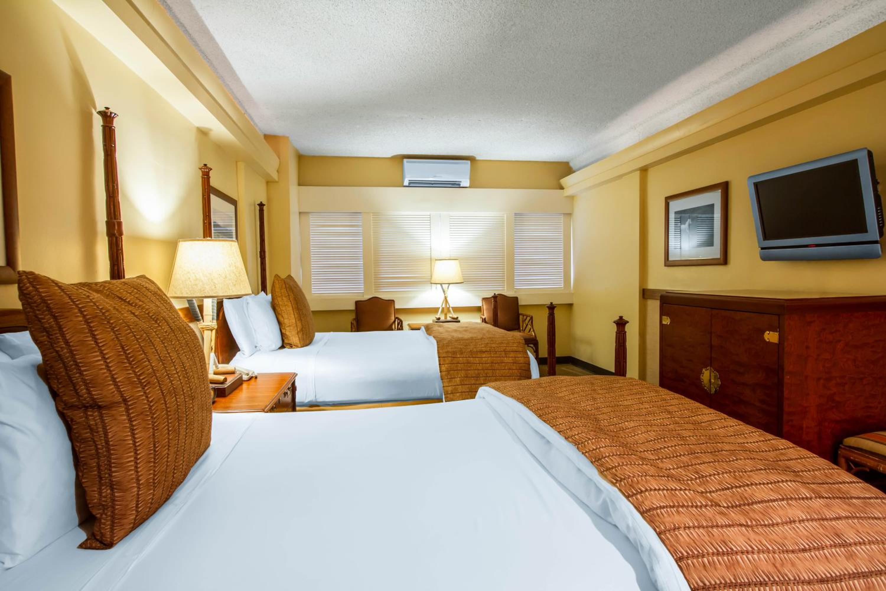 CLASSIC, 2 DOUBLE BEDS