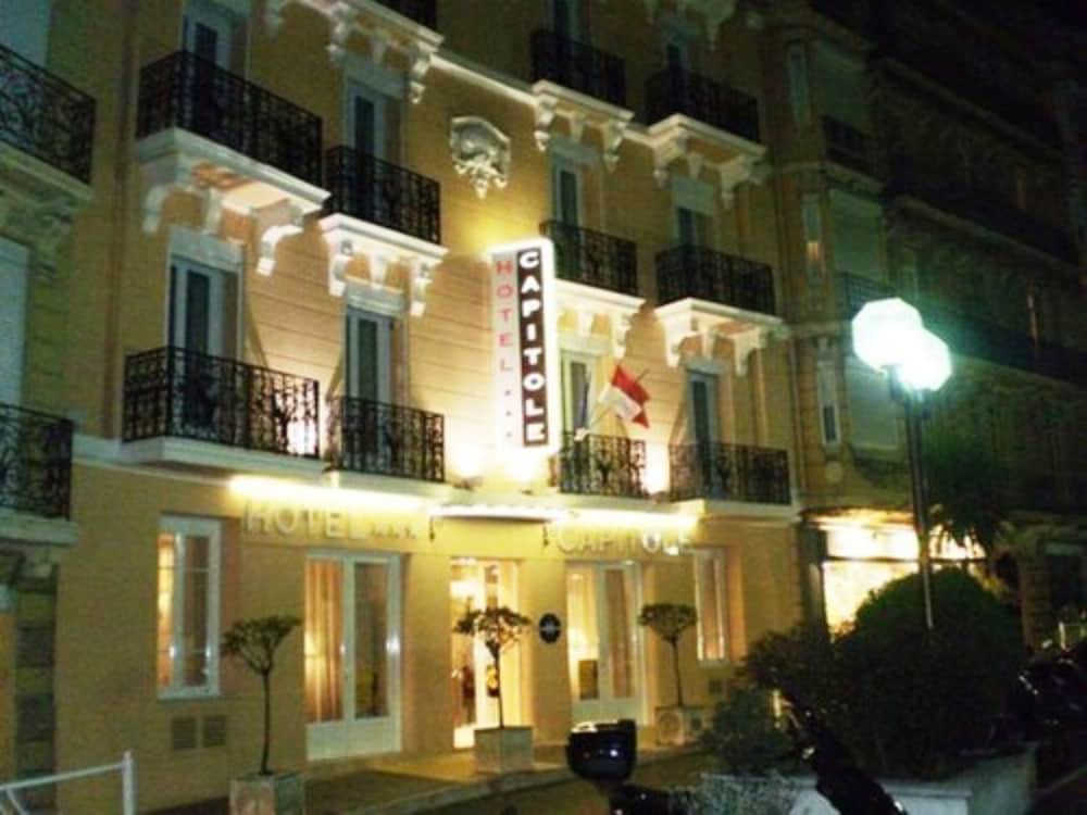 Hotel Capitole 1/53