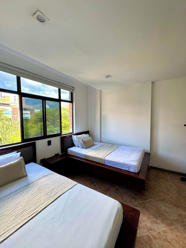 Hotel Plaza Mayor 11/64