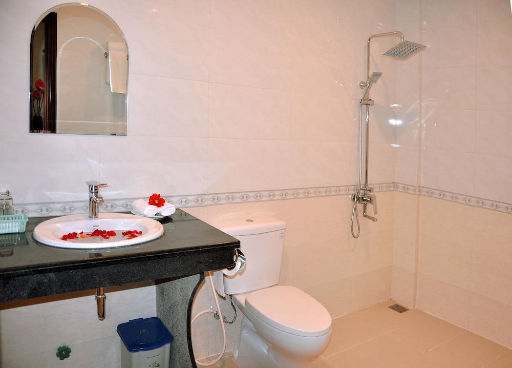 Thai Binh Hotel 2 6/58