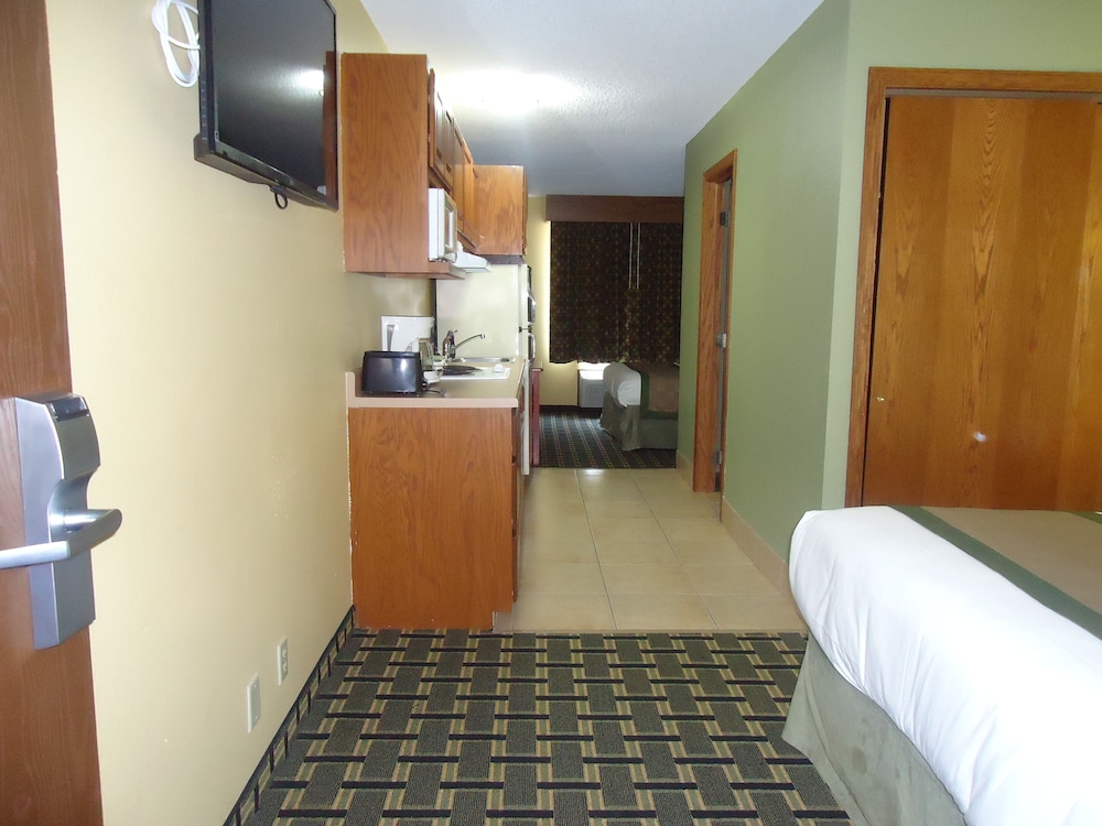 Town House Extended Stay Hotel Downtown 25/64