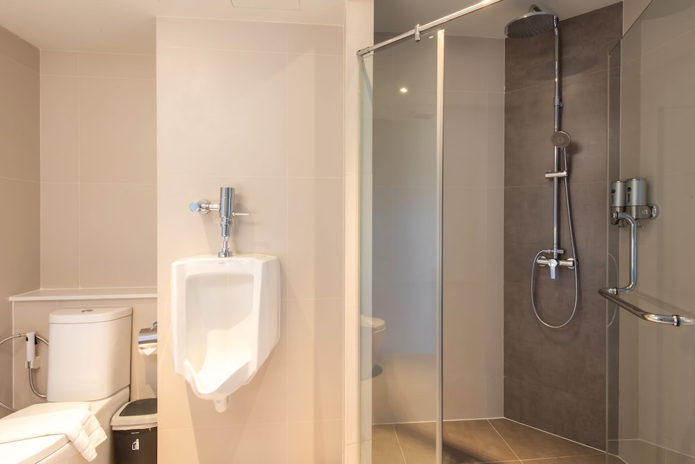Family Suite, Bunk Bed, Queen Bed, Cross Vibe Bangkok Sukhumvit 5/5