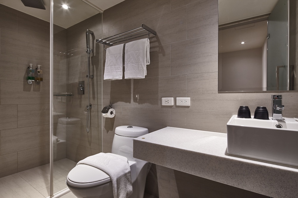 VIA HOTEL LOFT 24/28