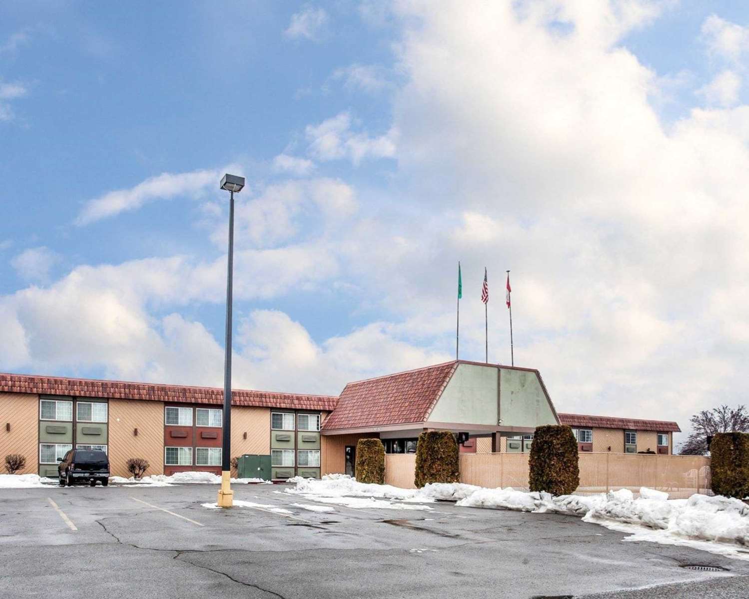 Quality Inn and Suites Okanogan Omak 2/13