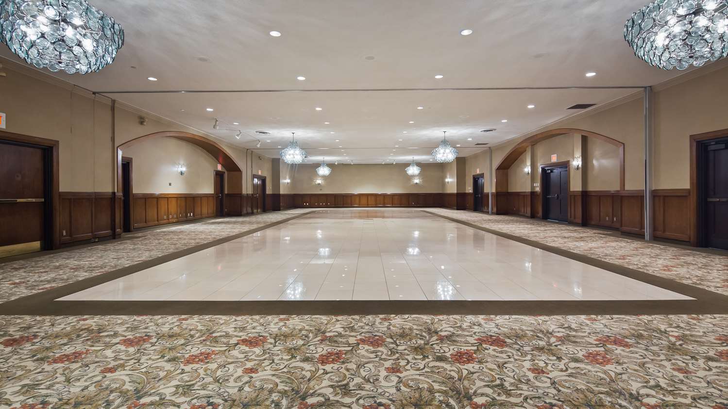 Best Western Plus Lamplighter Inn And Conference Centre 24/44
