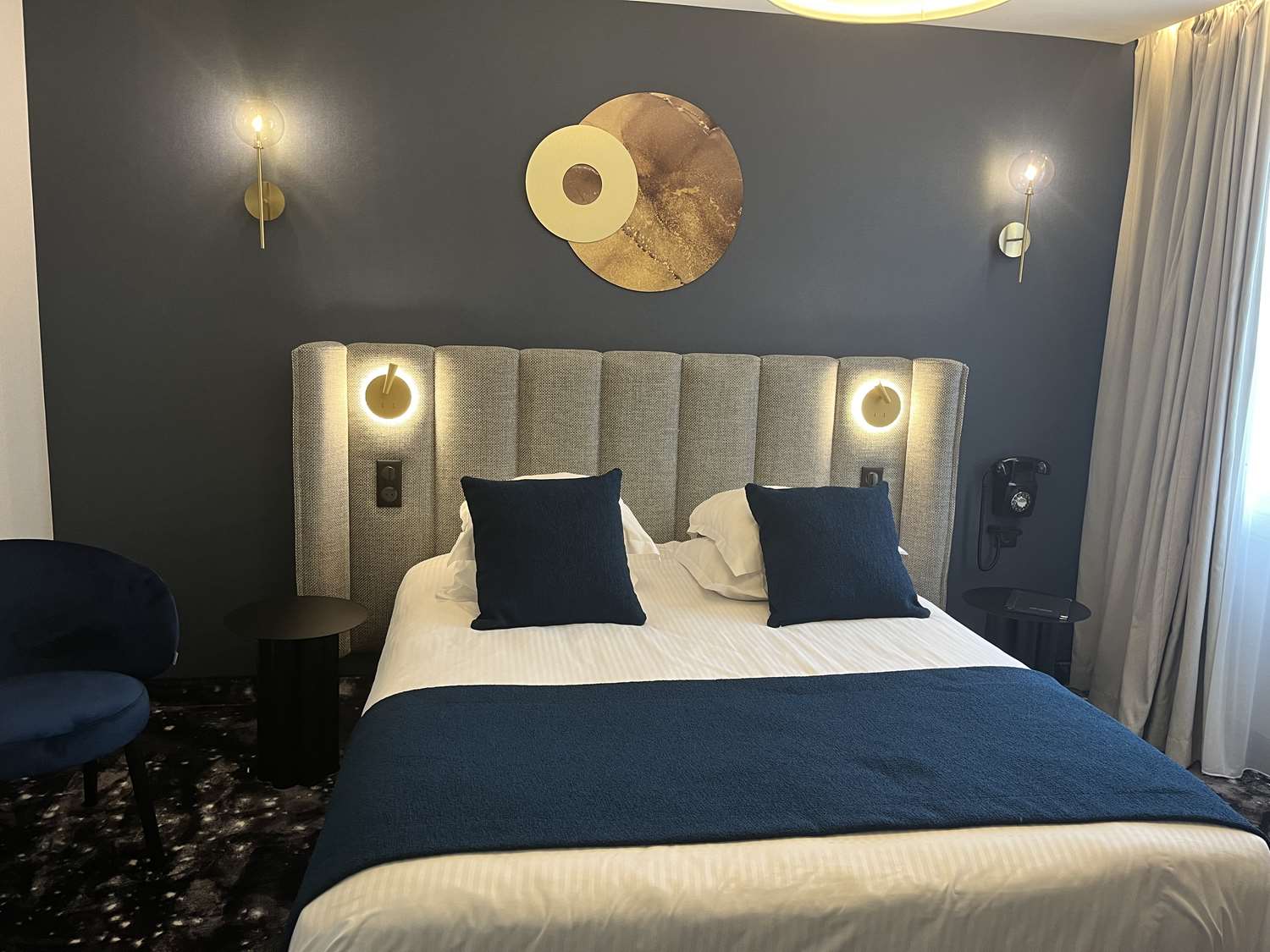 Deluxe, Queen Bed