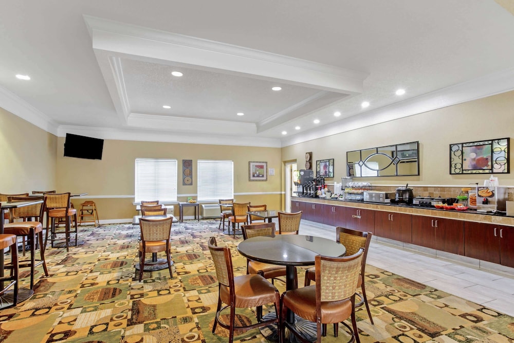 restaurant-cafeteria