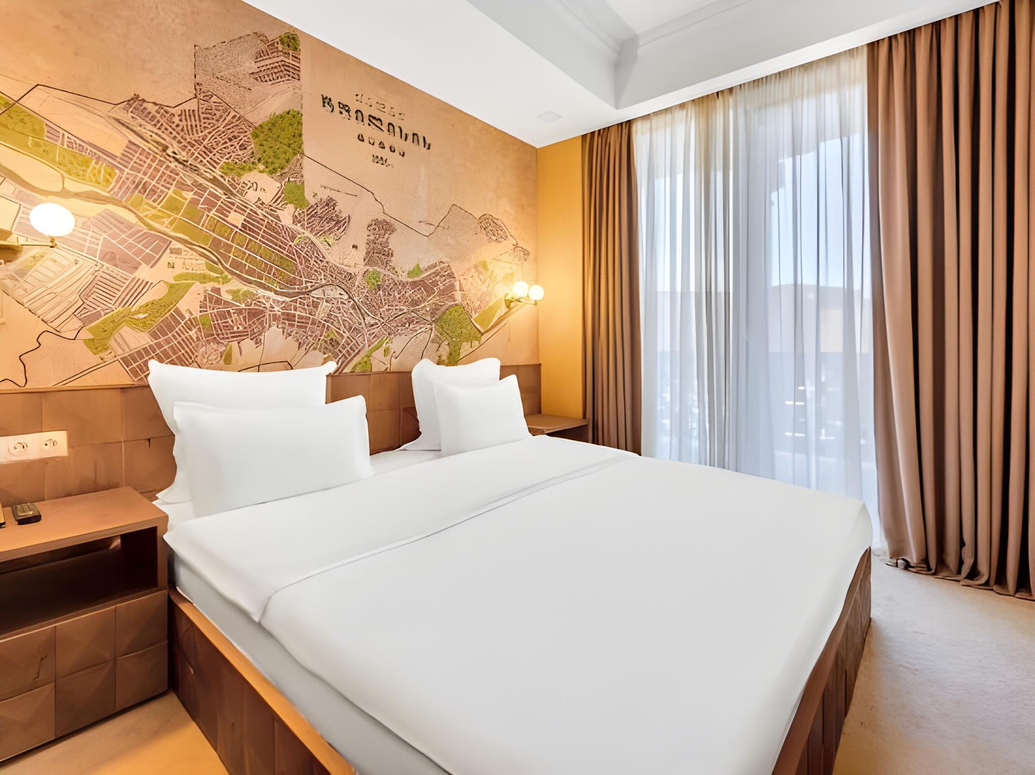 Boutique, King Bed