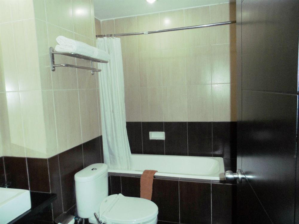 Collection O Cikarang Near Pollux Mall Formerly Hotel Pesona Cikarang 33/34