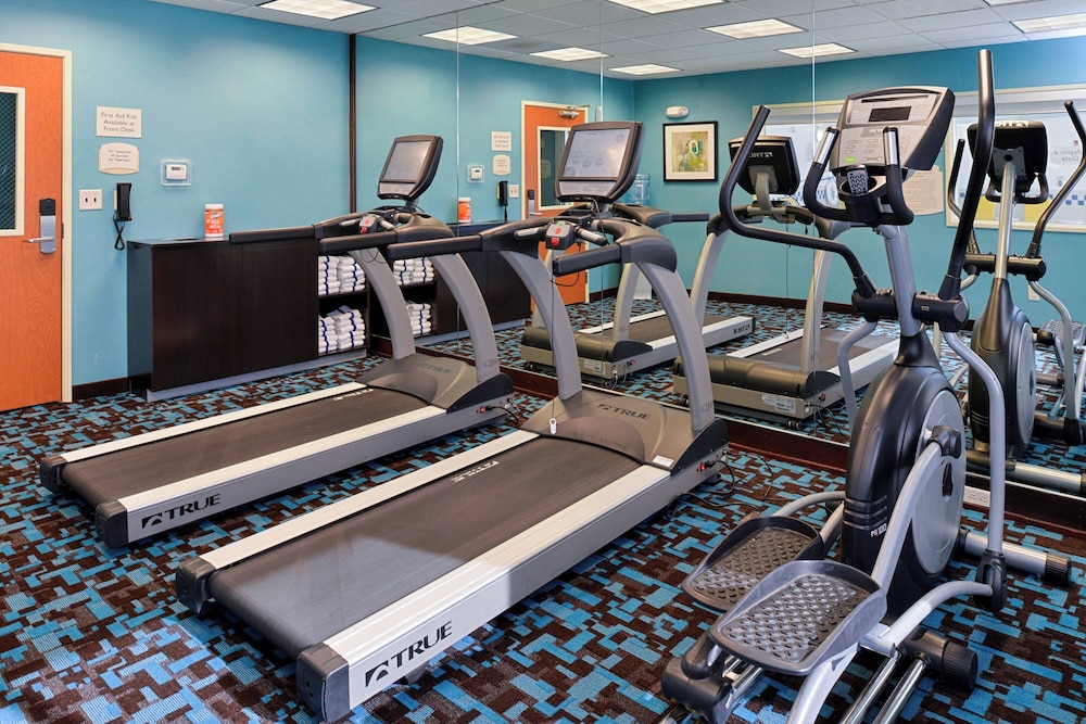 Fairfield Inn And Suites Bloomington 41/66
