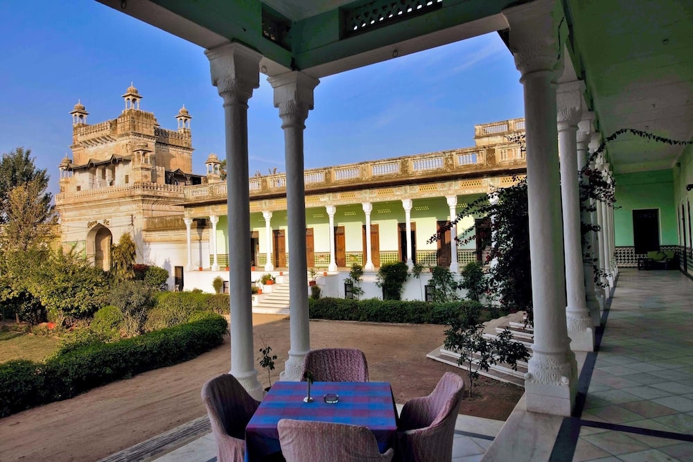 The Piramal Haveli (20th Century; Shekhavati, Rajasthan) 19/39