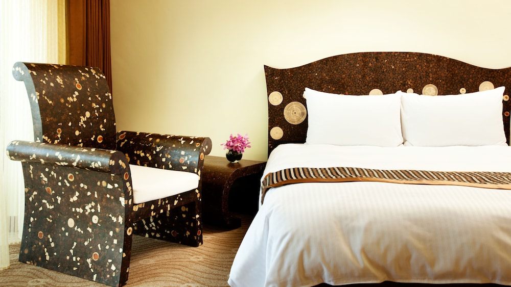 Howard Beach Resort Kenting 23/70