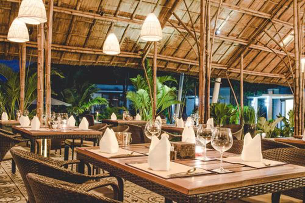 Sahaa Beach Resort 30/48