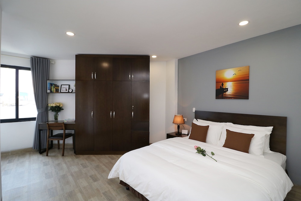 1 BEDROOM, APARTMENT