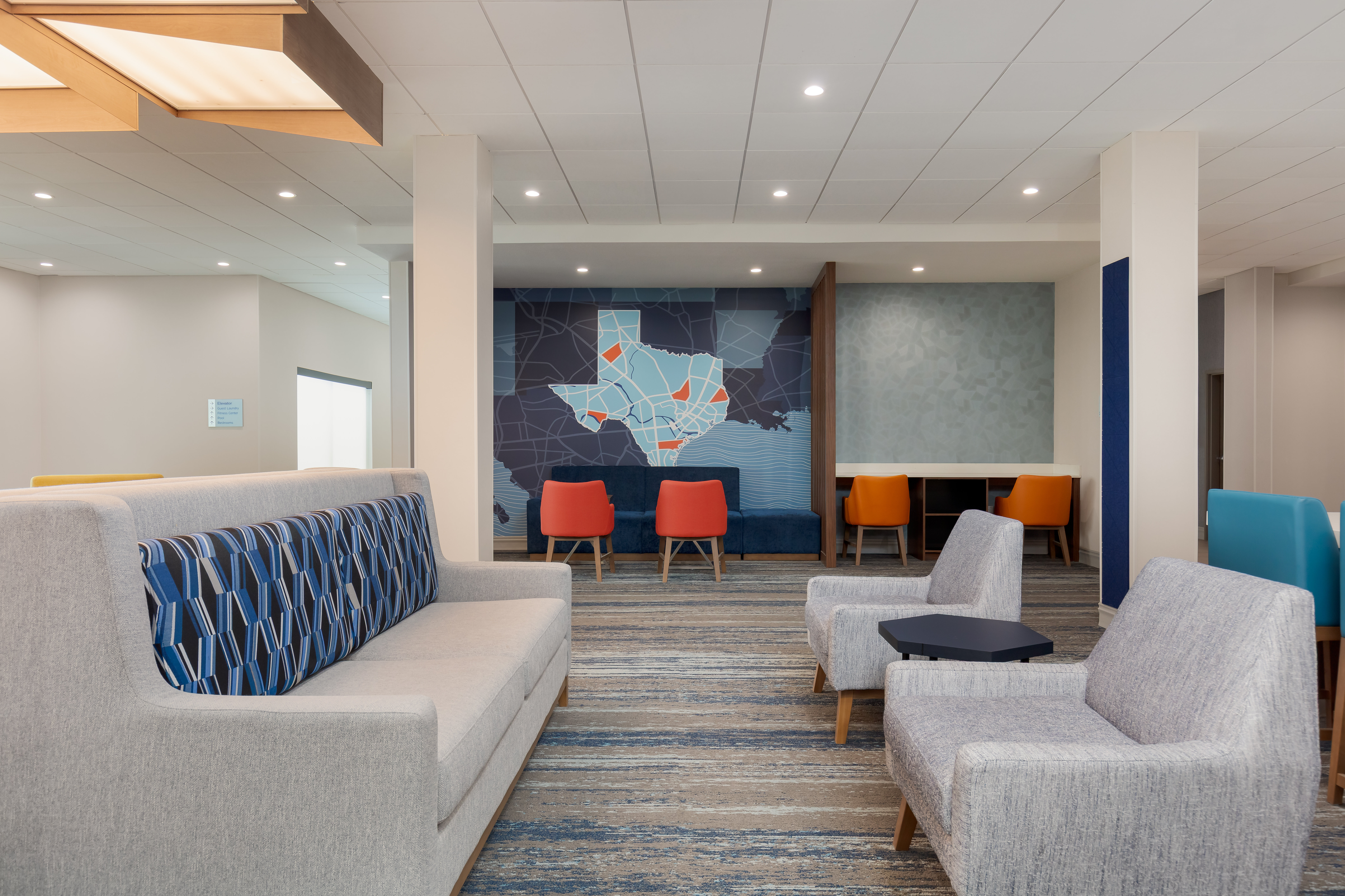 Holiday Inn Express & Suites FRISCO NORTH - PROSPER 40/52