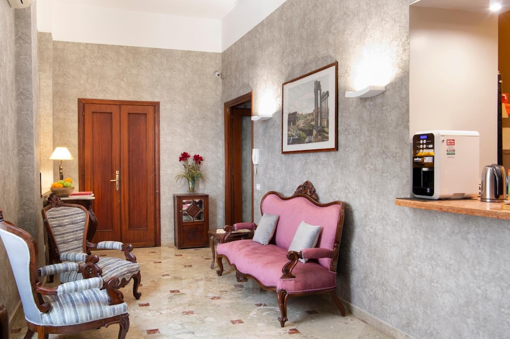 Welcome House 53/71