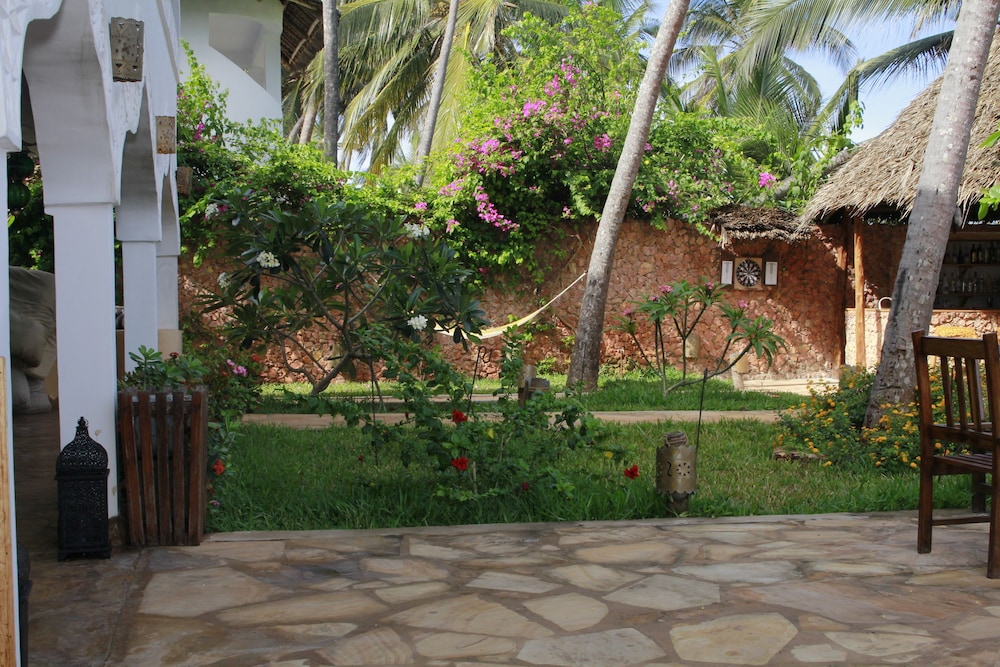 Zanzibar House 41/50