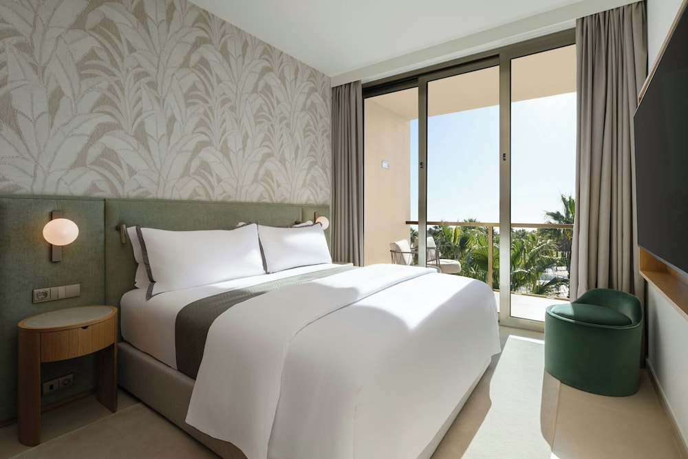 3 Bedrooms, Suite, 3 Double Beds, Pool View, Balcony, The Westin Salgados Beach Resort, Algarve 5/9