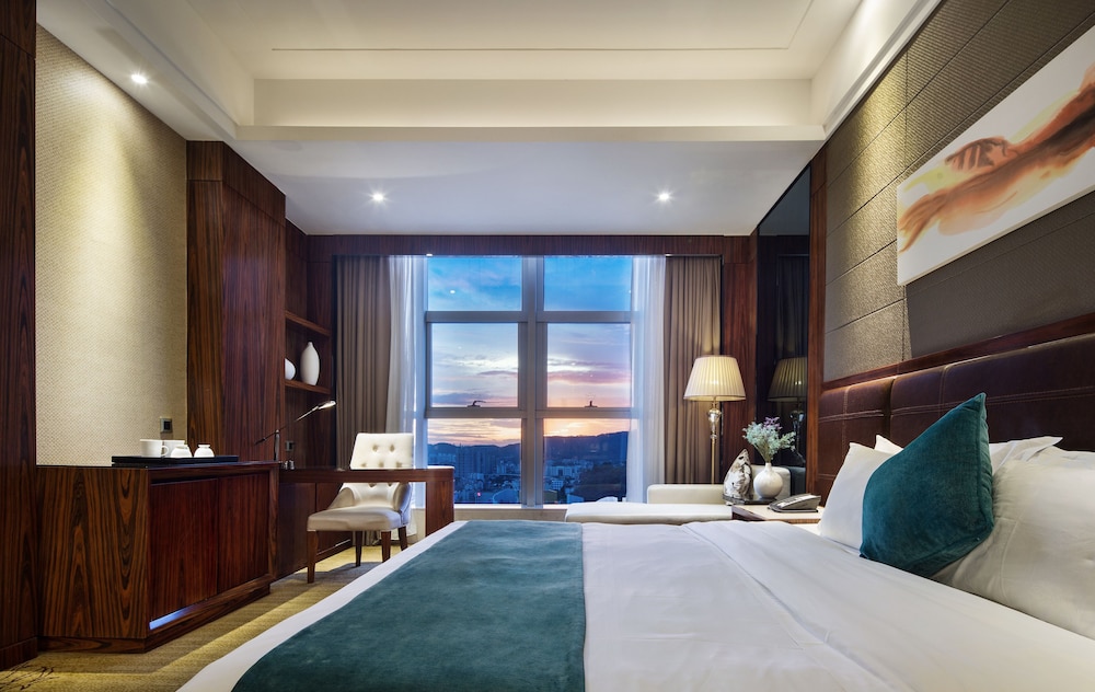 Honder International Hotel 8/36