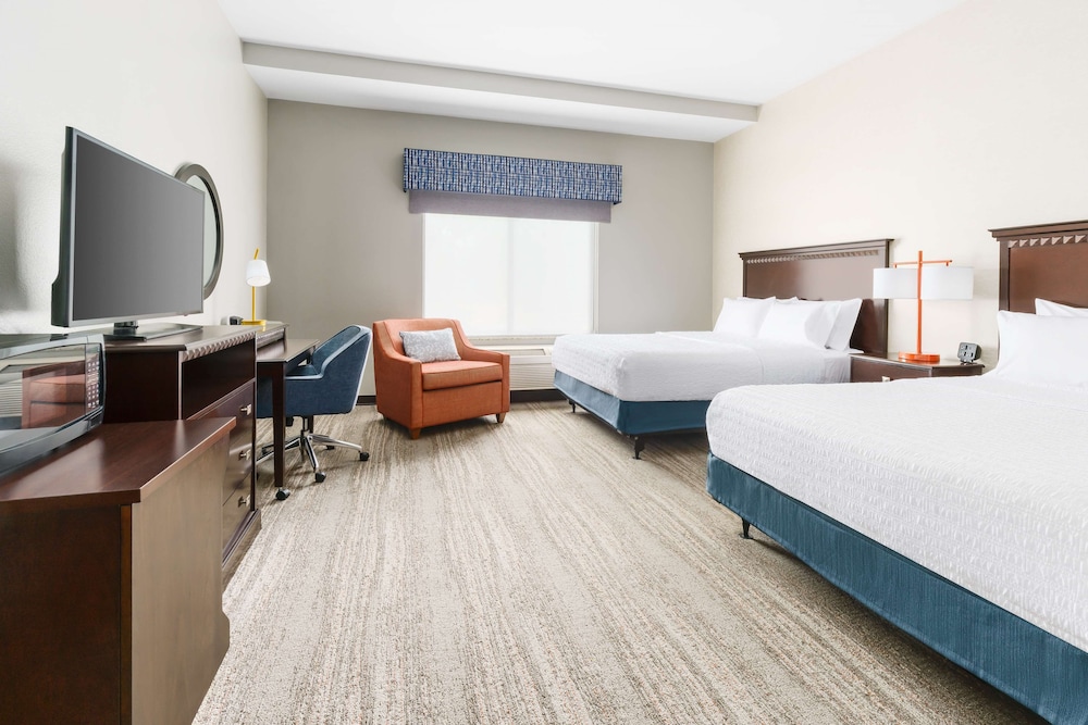 Hampton Inn & Suites Thousand Oaks 22/58
