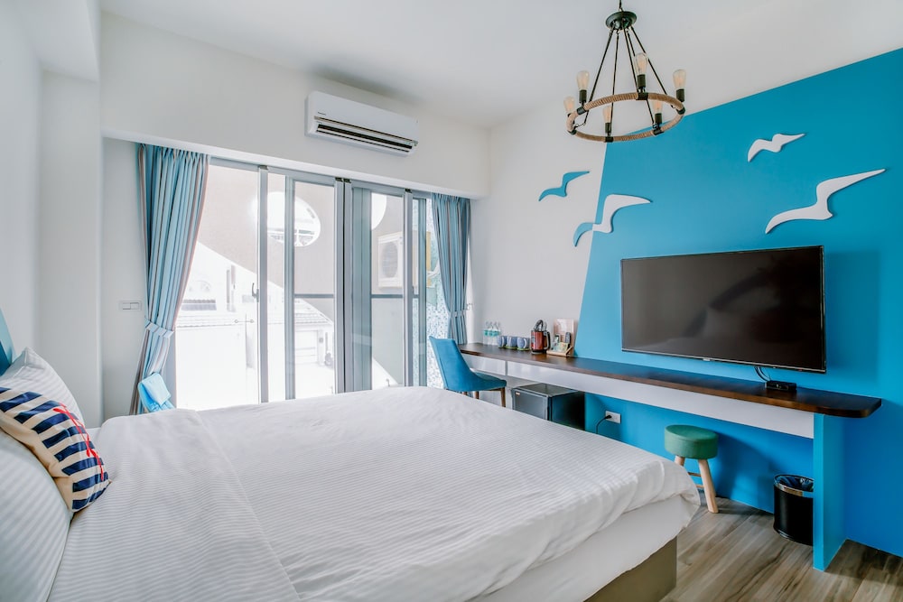 Ocean Party B&B 22/50
