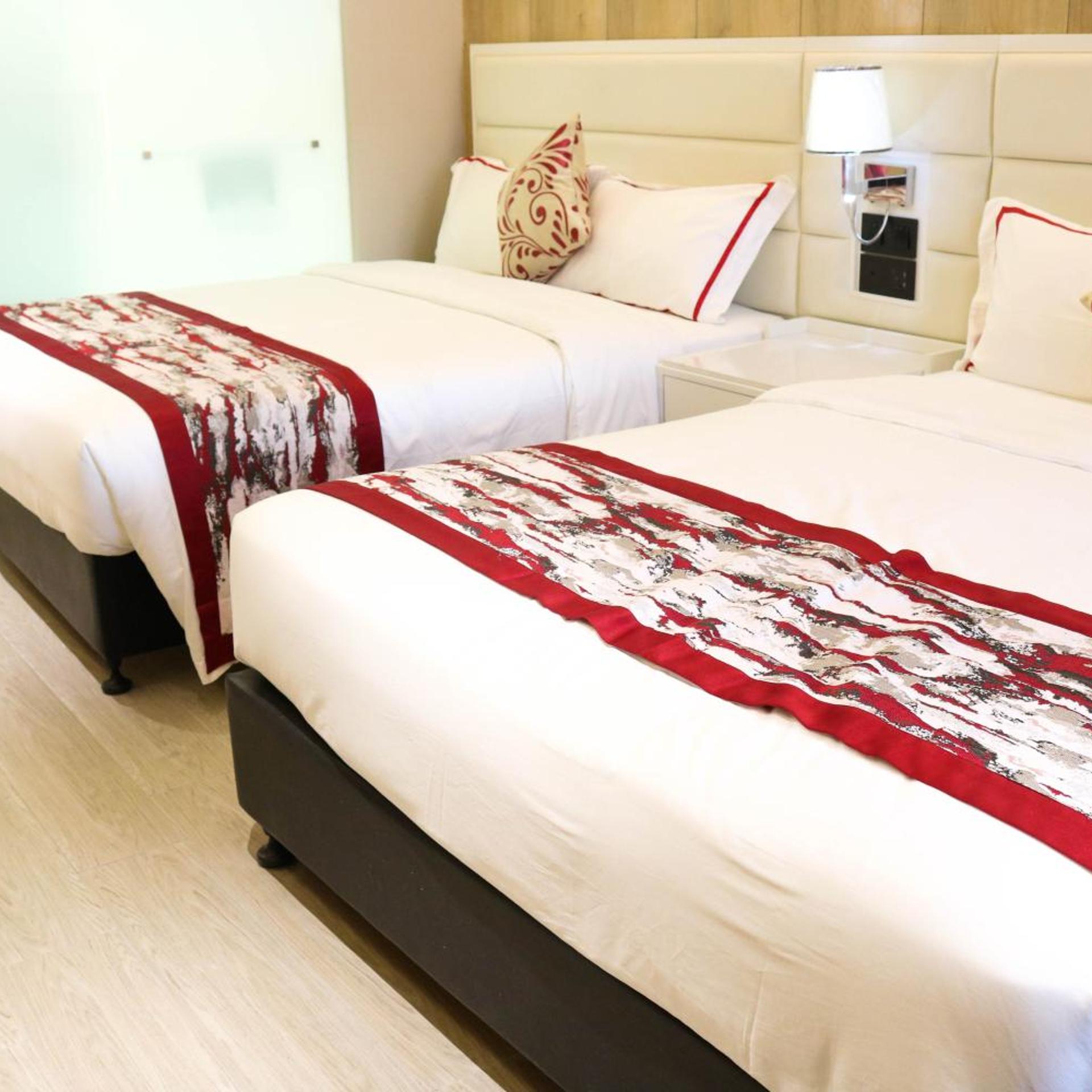 غرفة عائلية، Red Hotel Cubao 2/10