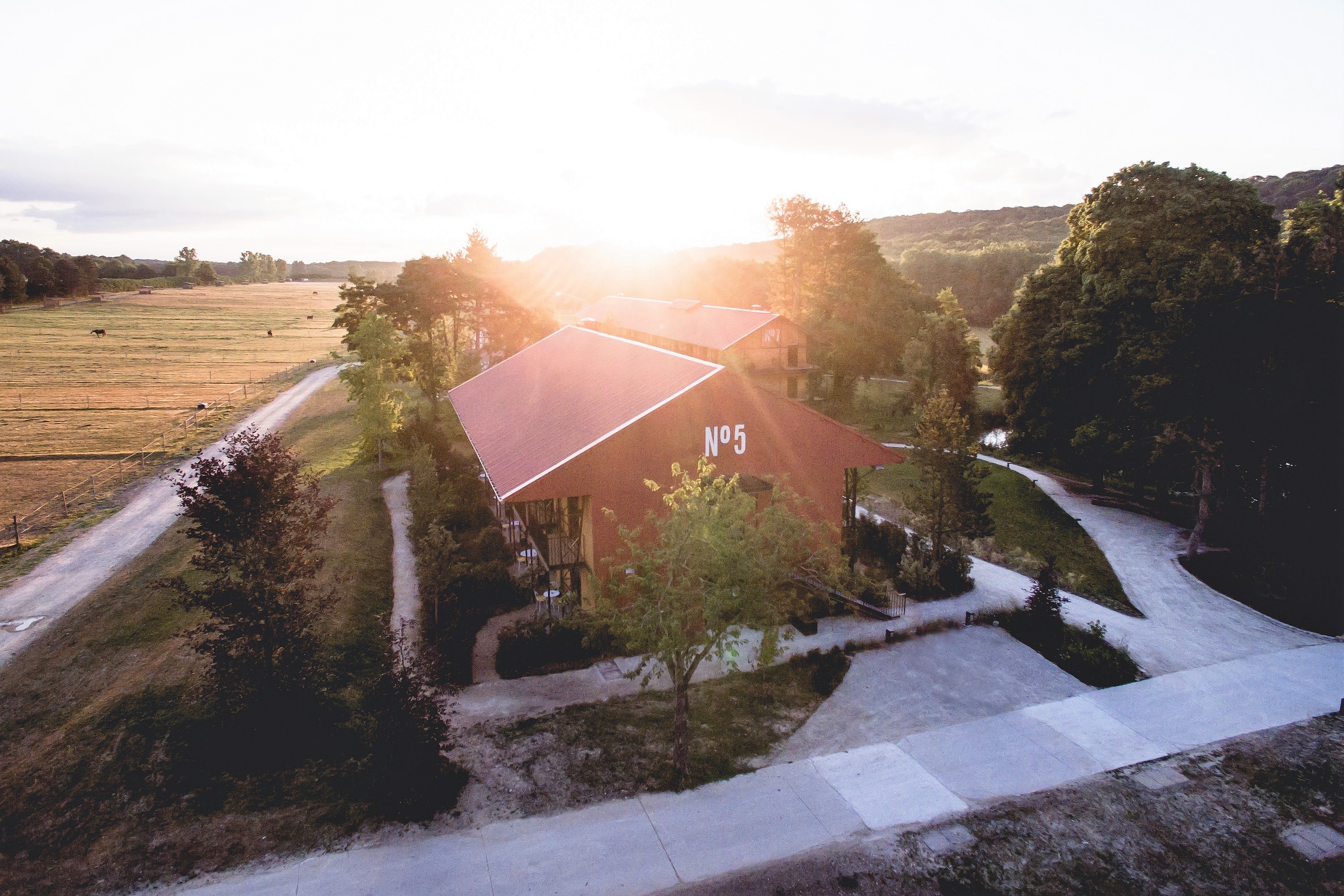 Le Barn 27/50