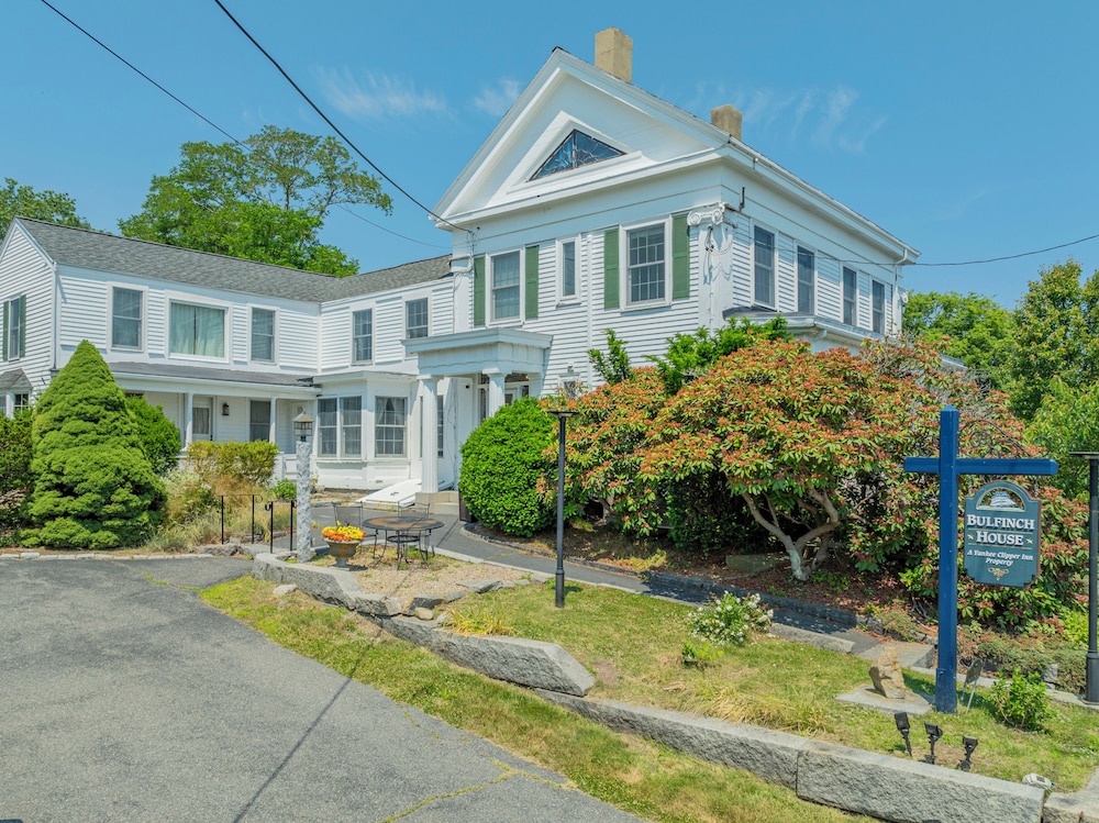 The Yankee Clipper Inn 31/50