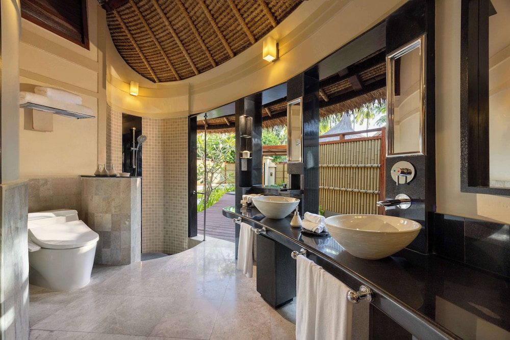 Banyan Tree Vabbinfaru 283/284