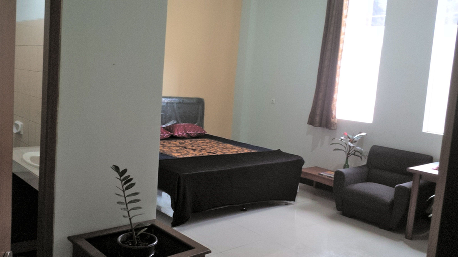 Harapan Indah Hotel 7/11