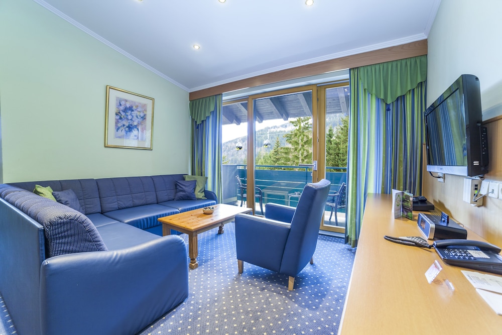 Alpine Club Resort 60/78
