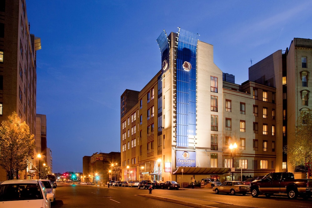 Doubletree By Hilton Boston Downtown 6/56