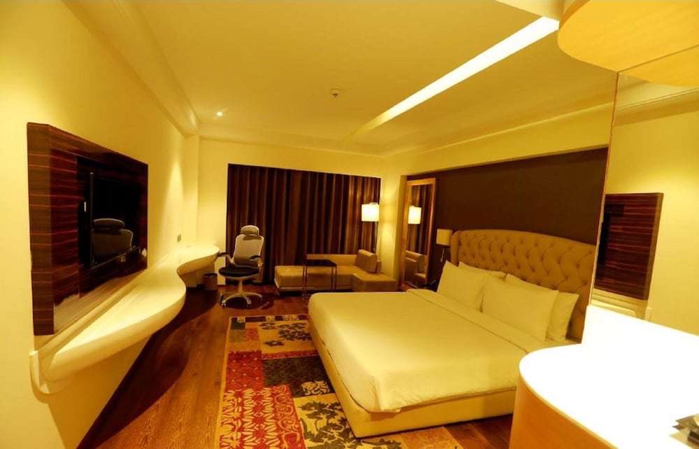 Golden Galaxy Hotels & Resorts 28/50