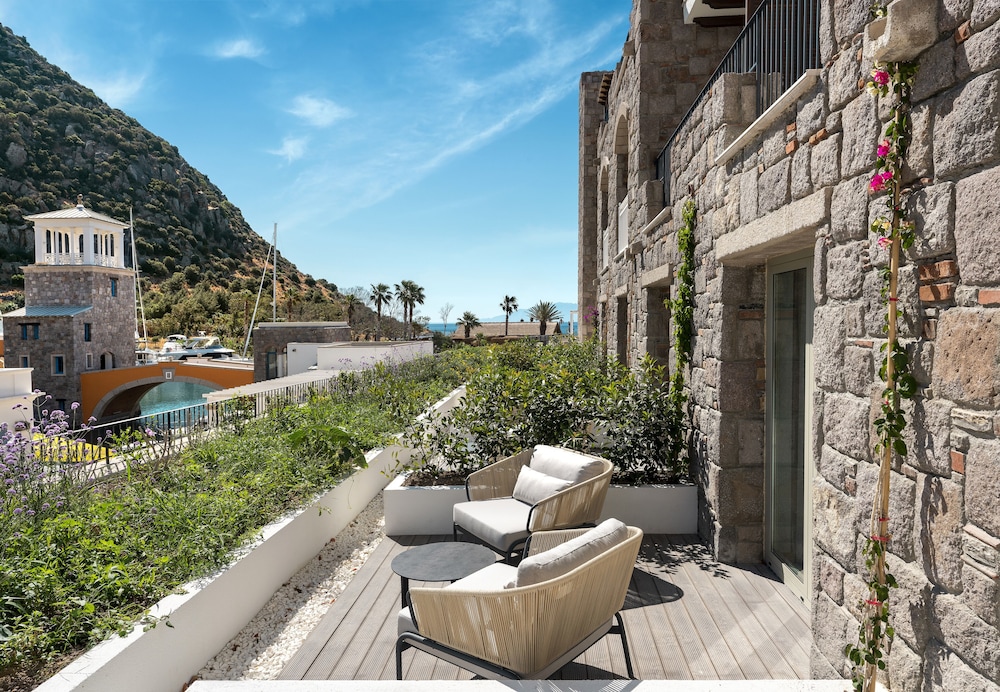 Radisson Collection Hotel Bodrum 30/75