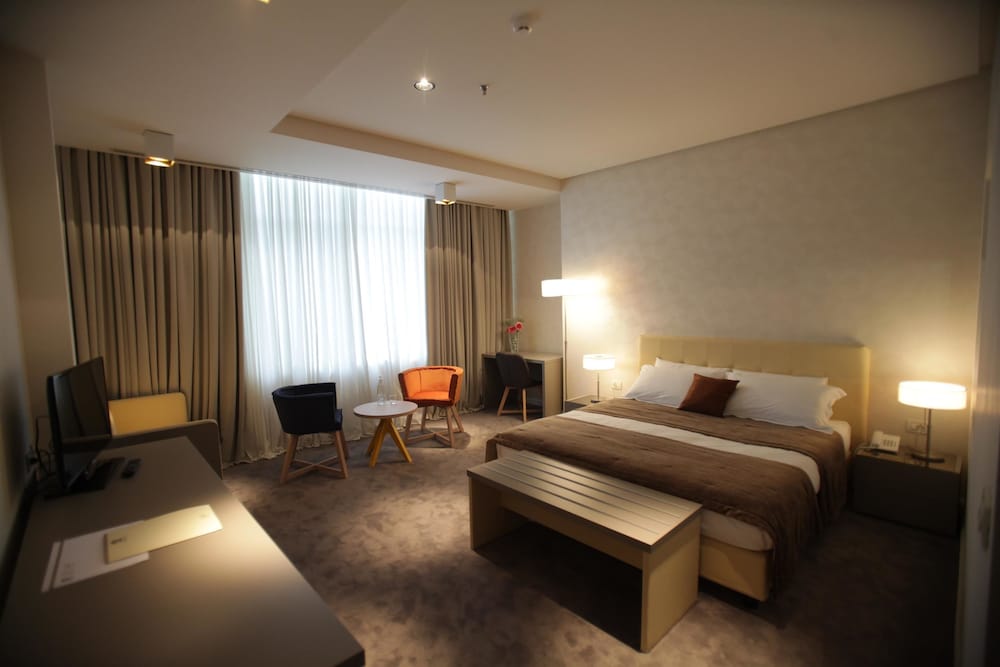 Best Western Premier Ark Hotel 26/32