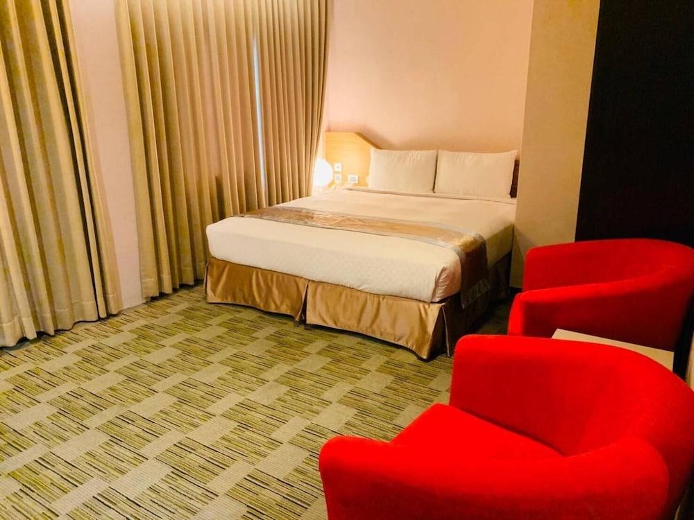 Kai Shen Sinsu Hotel 7/55
