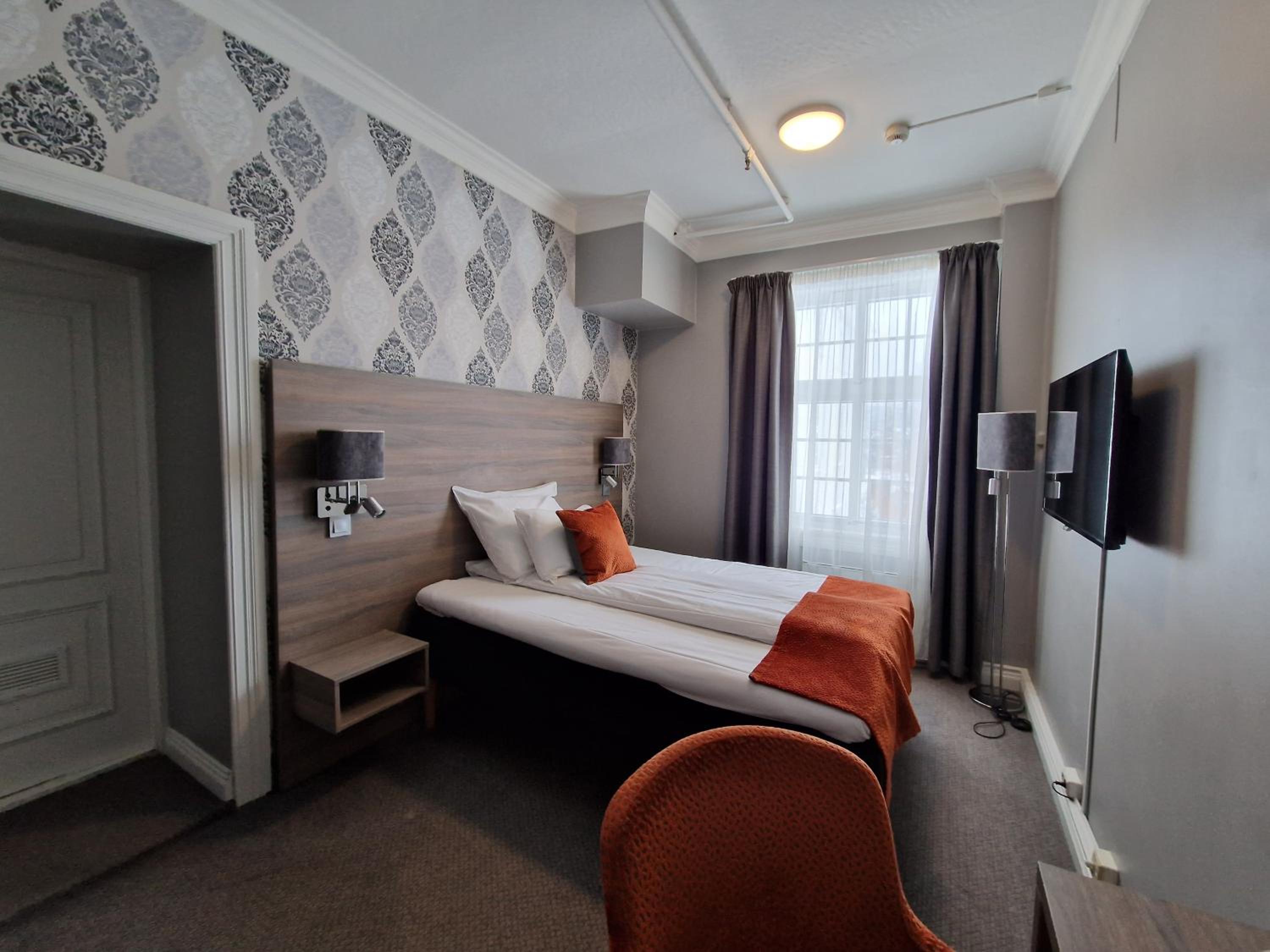 Room, Single, Mountain View