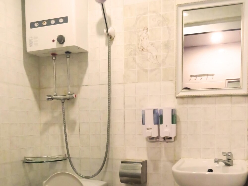 Hong Kong Budget Hostel 44/45
