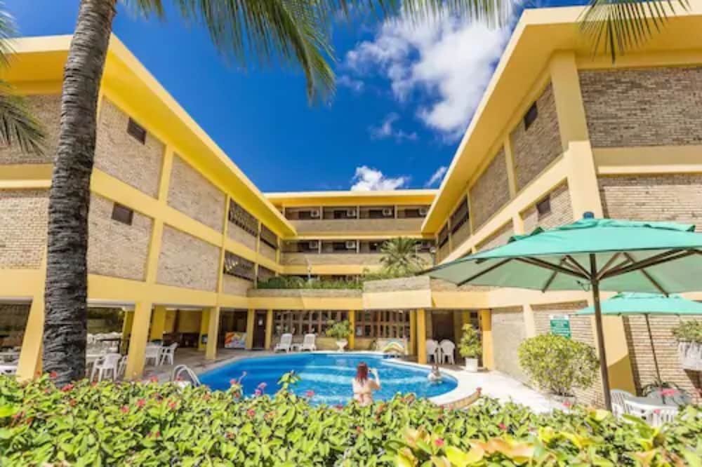 Pizzato Praia Hotel 3/60