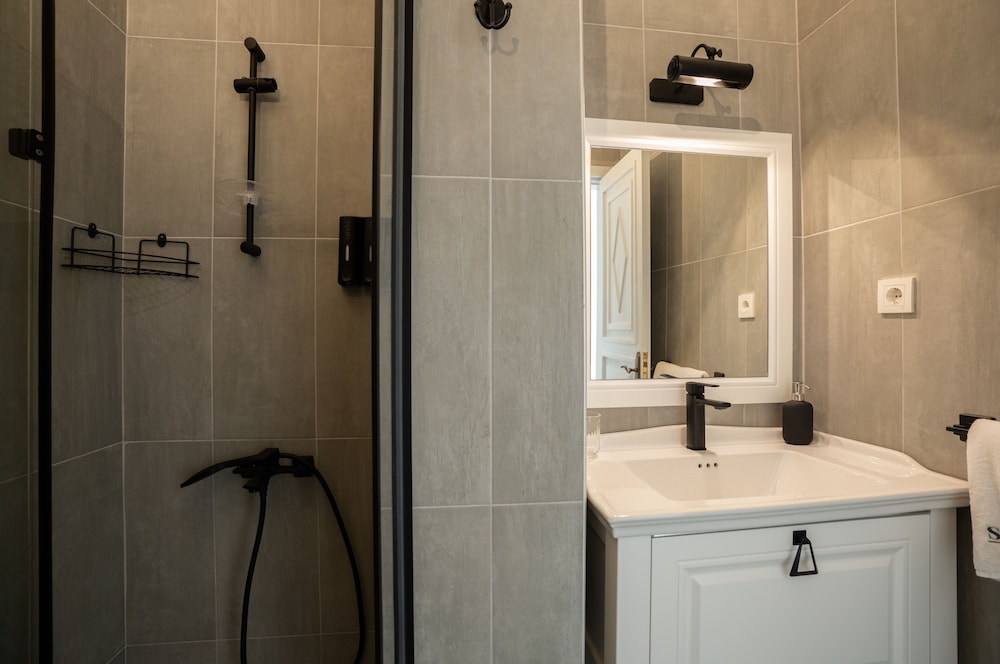 Sedirli Ev Alacati 45/50