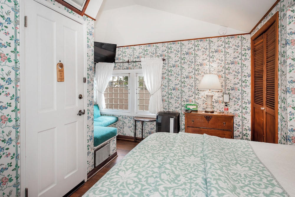 Bath Street Inn 19/50