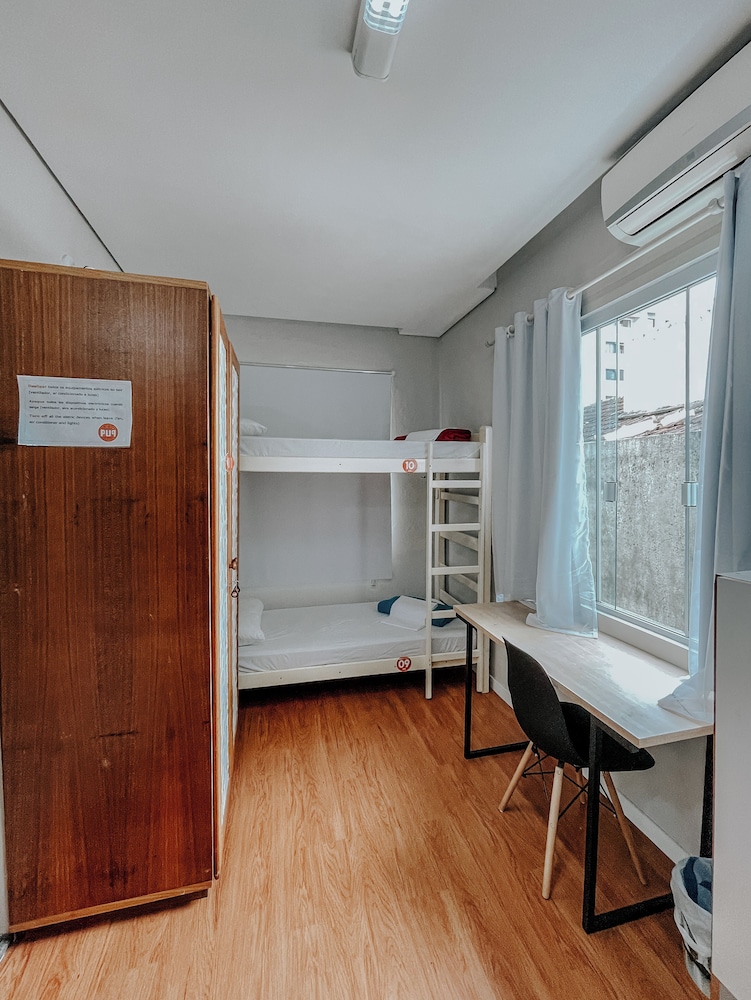 Pup Hostel Sc 11/21