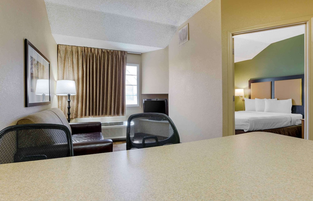 Extended Stay America - Providence - Airport 12/45