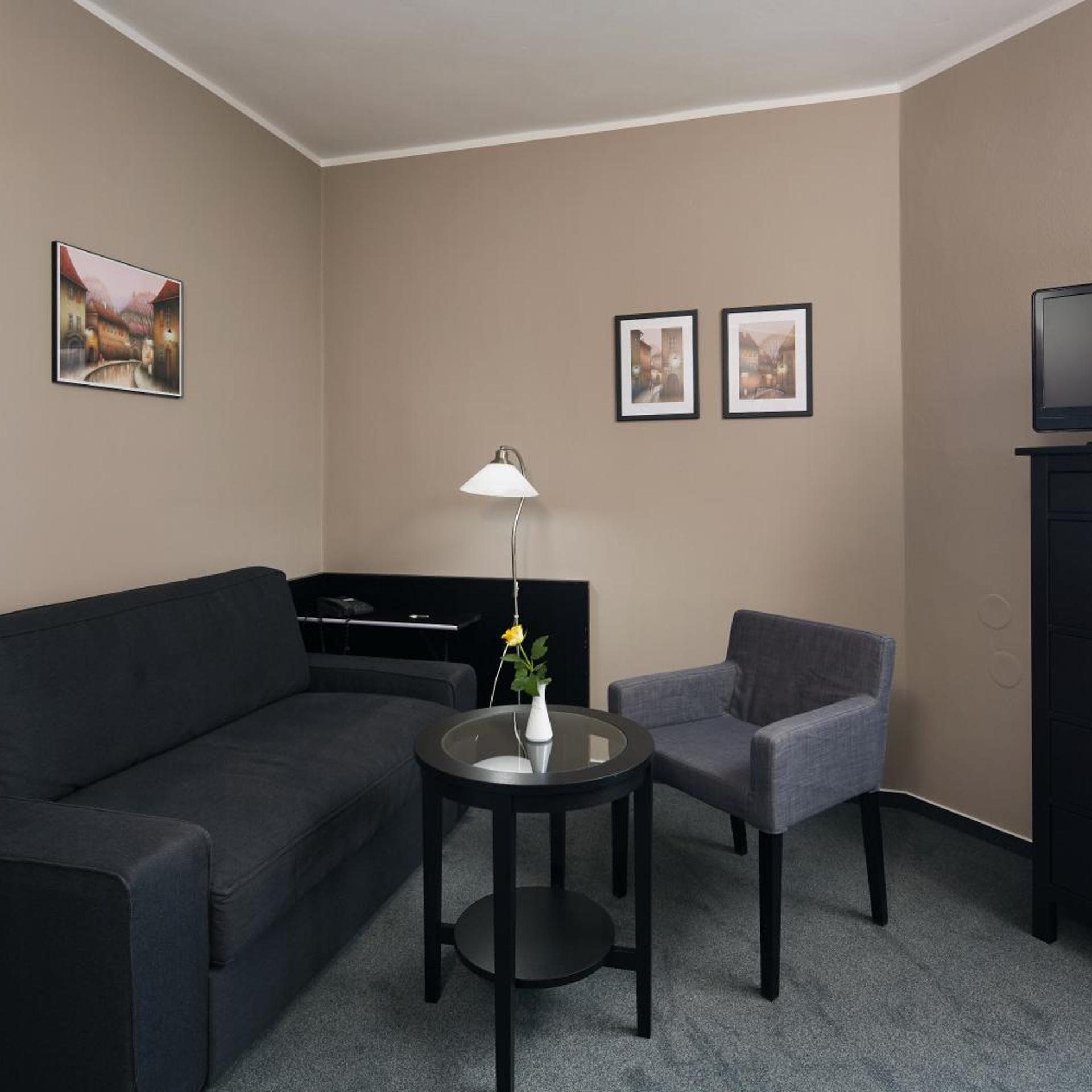 Tulipan Pruhonice Hotel 23/42