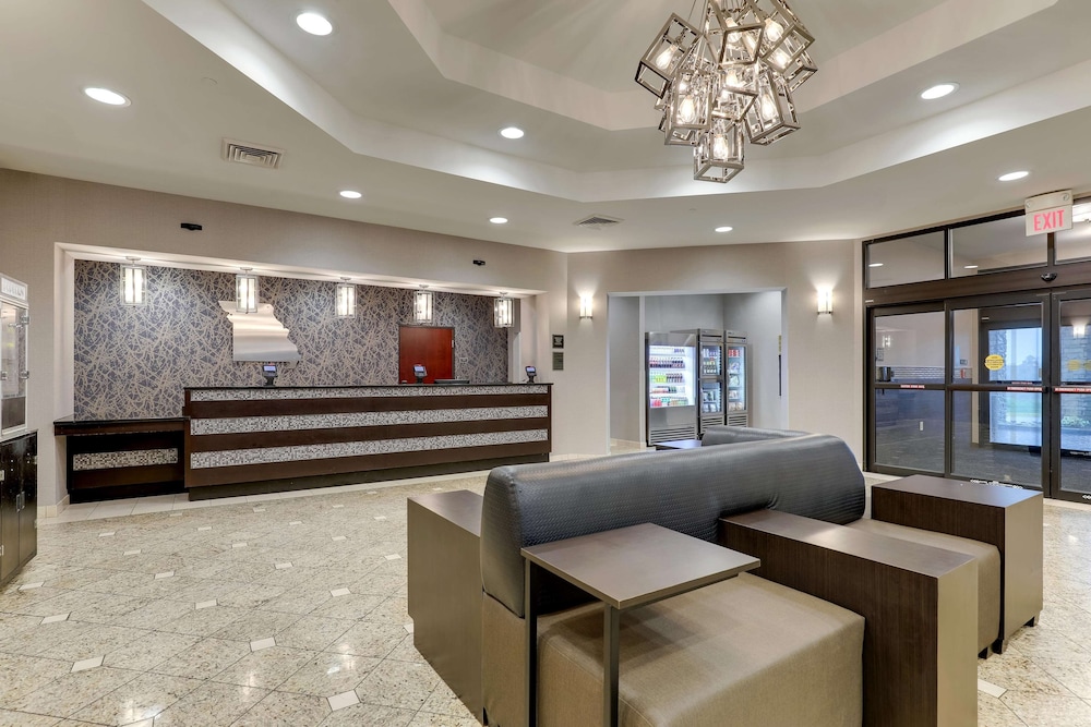 Drury Inn and Suites St. Joseph 6/45