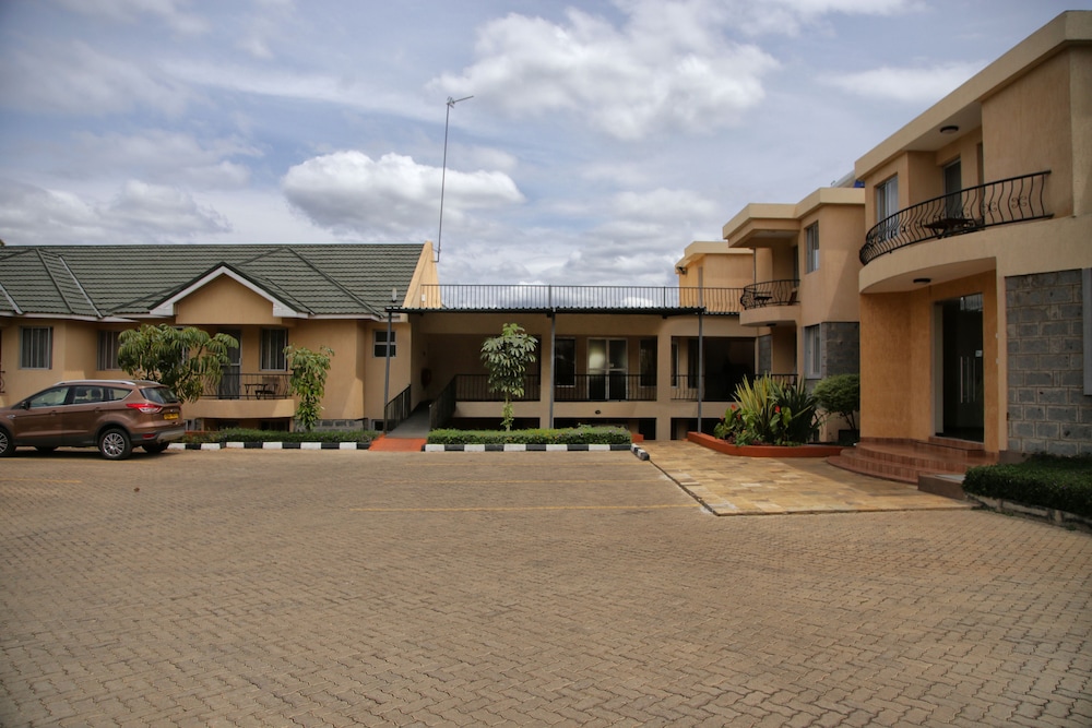 Longview Suites 41/51