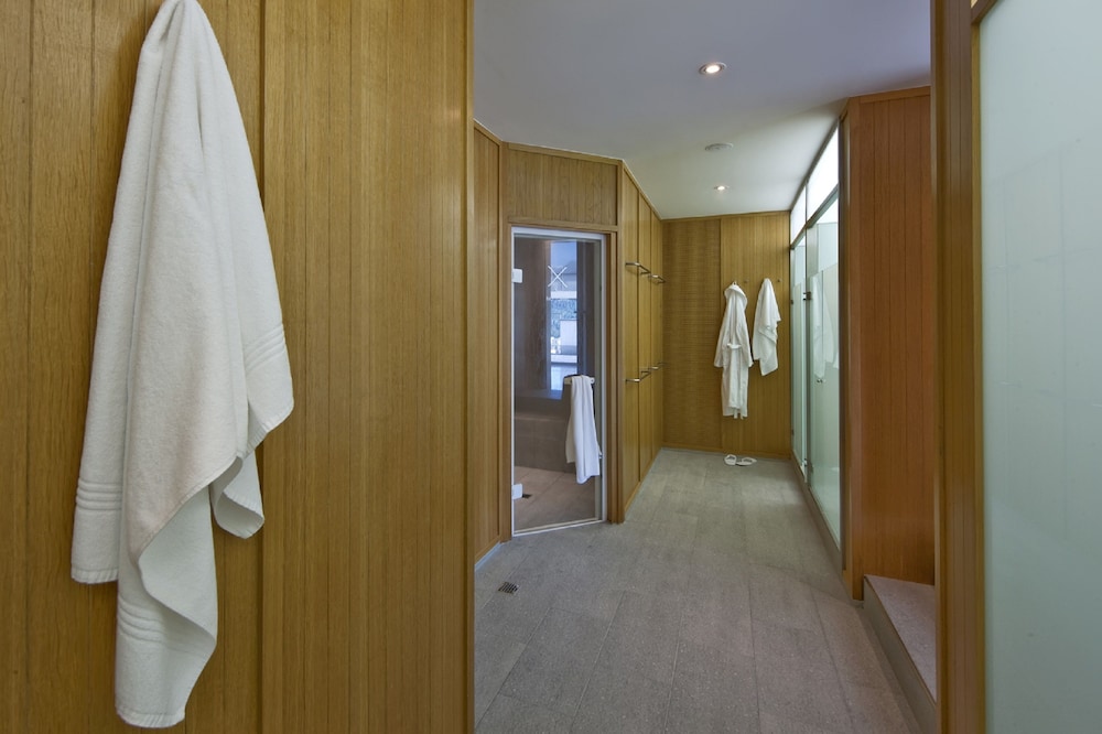 Schweizerhof Swiss Quality Hotel 10/23