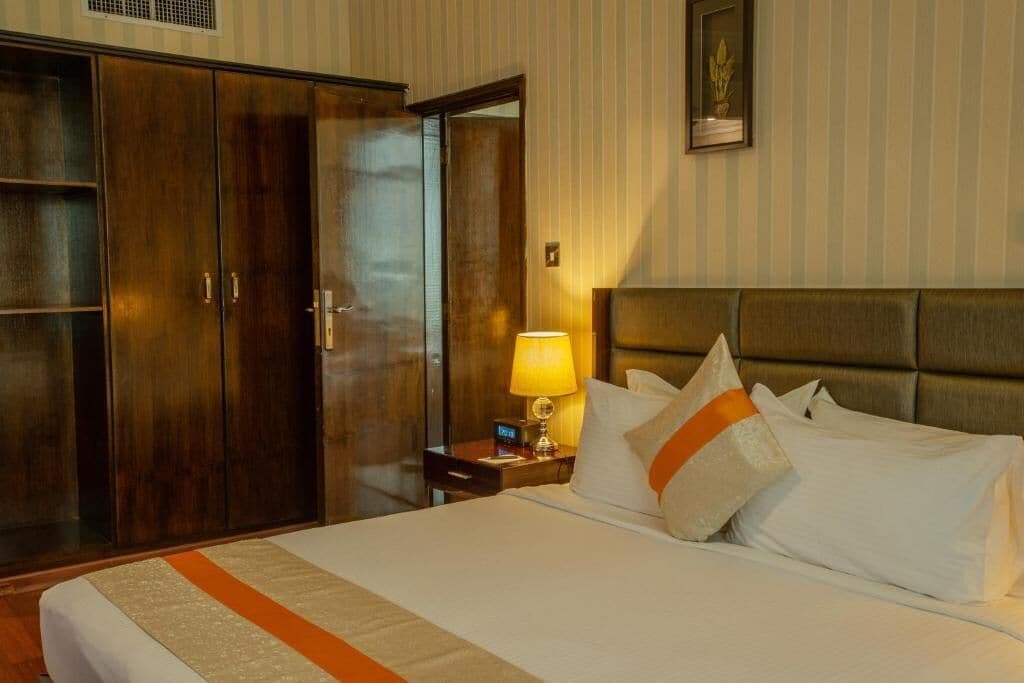 2 BEDROOMS, FAMILY SUITE